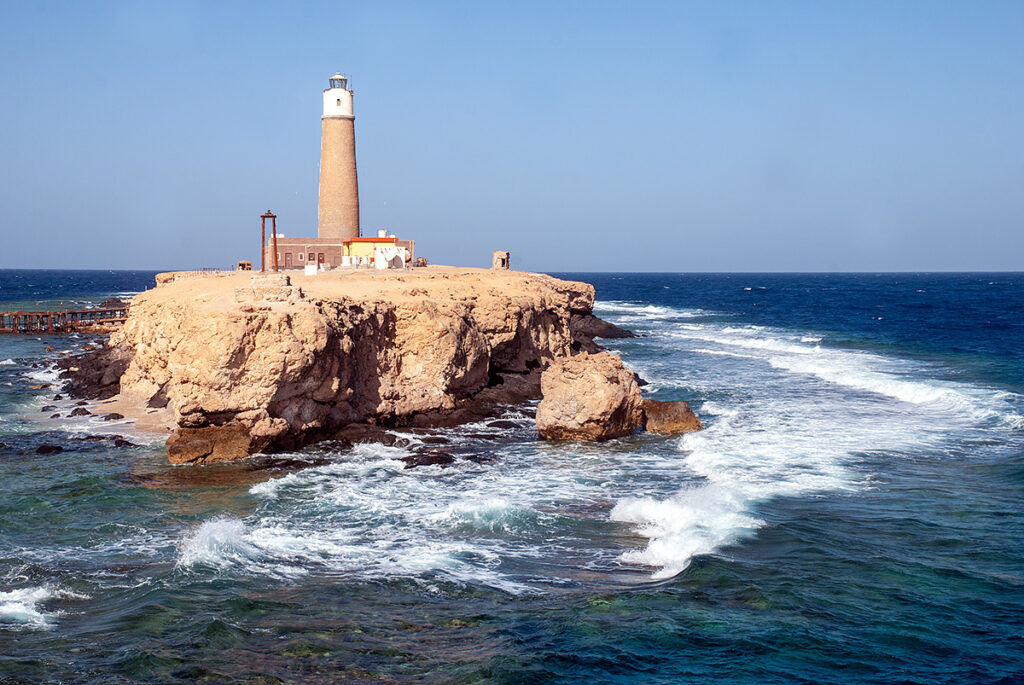 A picture of Brother Island, small island in the red sea with a lighthouse